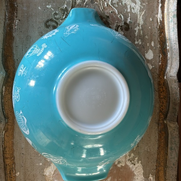 Pyrex Turquoise 4 Qt Cinderella serving Bowl #444 Vintage Hot Air Balloon Design - Picture 3 of 5